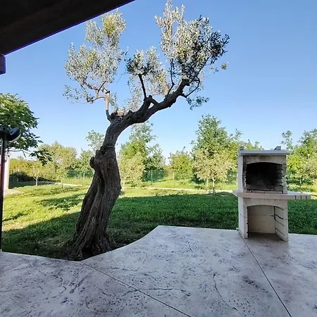 Casale Nel *