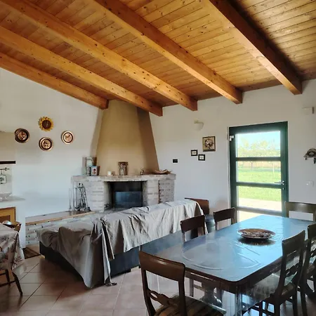 Casale Nel * سان فيتو كييتينو