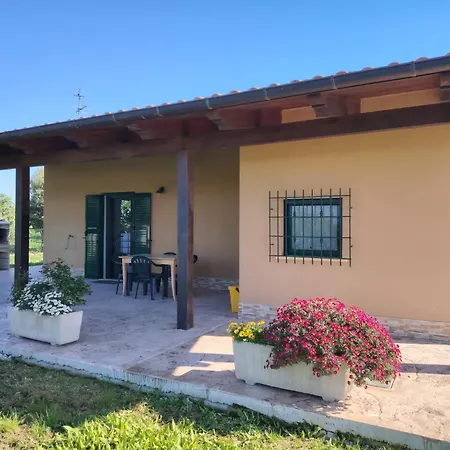 Casale Nel سان فيتو كييتينو